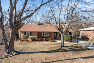 1518 Sherwood Drive, Burlington, NC 27215