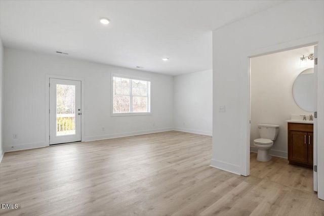 2290 Apex Peakway, Apex, NC 27502