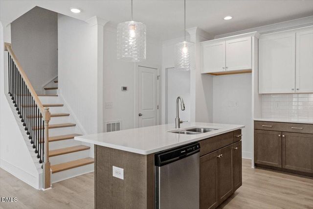 2290 Apex Peakway, Apex, NC 27502