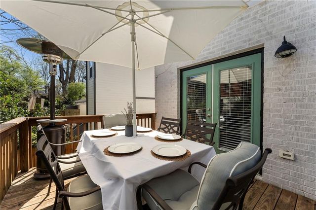 704 Rochelle Drive SW, Atlanta, GA 30310