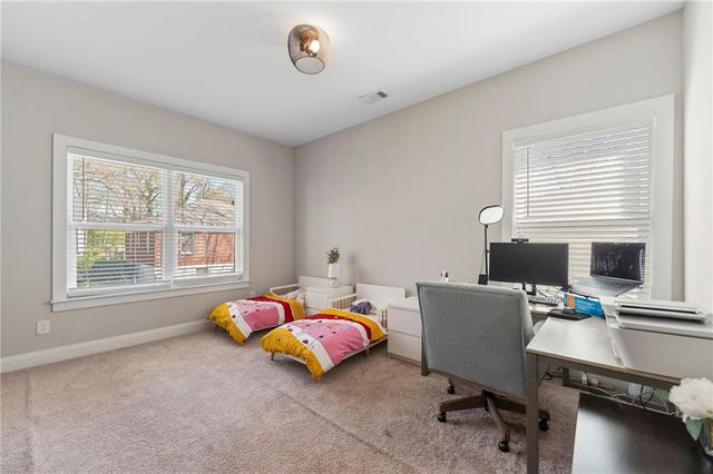 704 Rochelle Drive SW, Atlanta, GA 30310