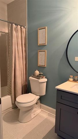 704 Rochelle Drive SW, Atlanta, GA 30310