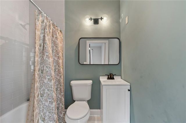 704 Rochelle Drive SW, Atlanta, GA 30310