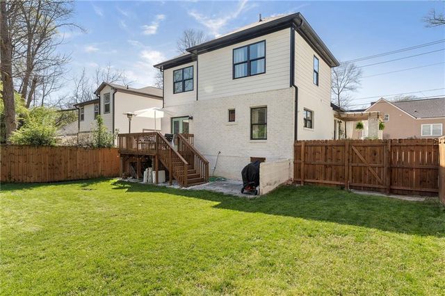 704 Rochelle Drive SW, Atlanta, GA 30310