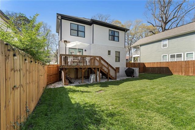 704 Rochelle Drive SW, Atlanta, GA 30310