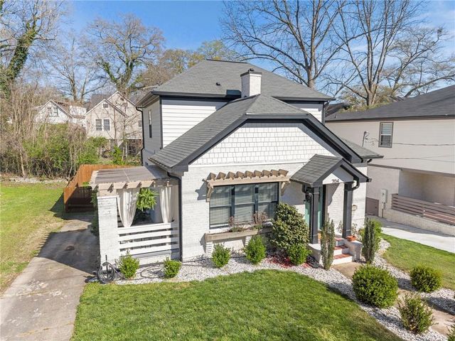 704 Rochelle Drive SW, Atlanta, GA 30310