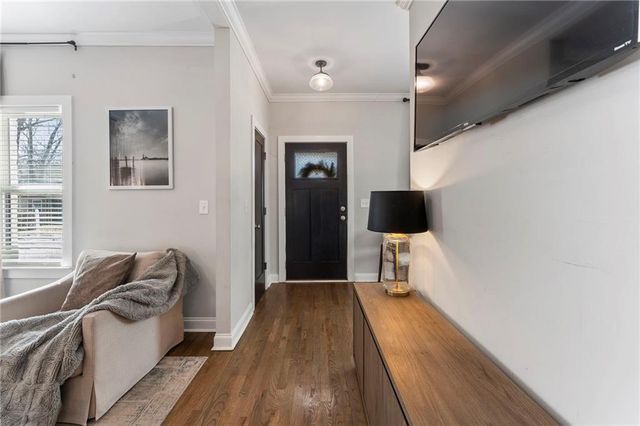 704 Rochelle Drive SW, Atlanta, GA 30310