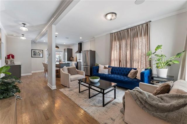 704 Rochelle Drive SW, Atlanta, GA 30310