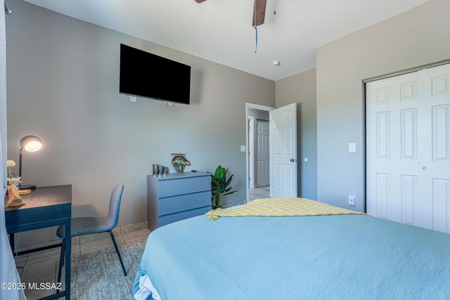 2141 S Flying Heart Lane, Tucson, AZ 85713