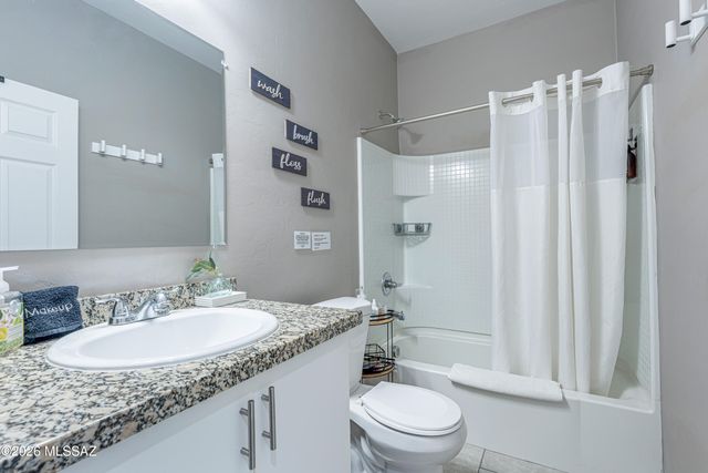 2141 S Flying Heart Lane, Tucson, AZ 85713