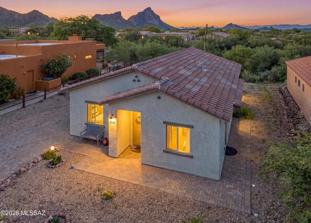 2141 S Flying Heart Lane, Tucson, AZ 85713