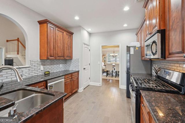 1330 Primrose Park Road, Sugar Hill, GA 30518