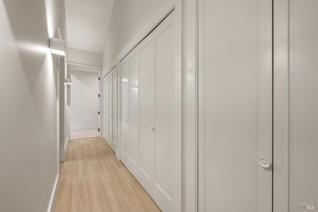 554 Shady Acres Ln, Santa Rosa, CA 95409