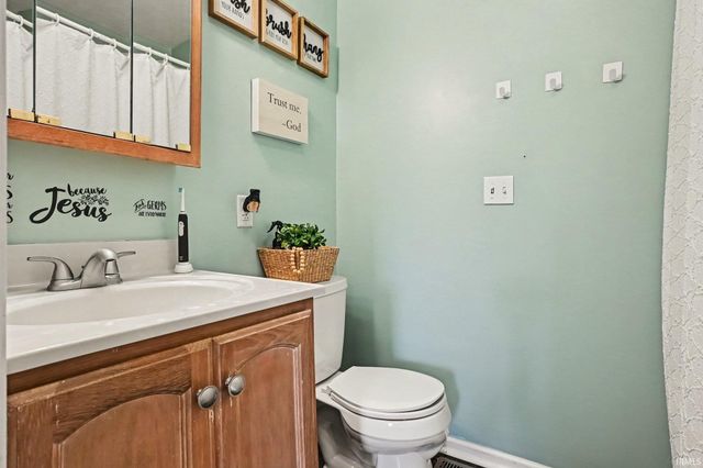 55051 Andrew Lane, Osceola, IN 46561