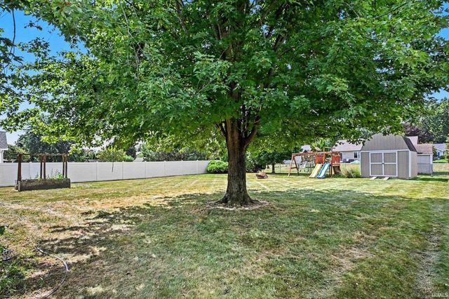 55051 Andrew Lane, Osceola, IN 46561