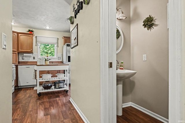 55051 Andrew Lane, Osceola, IN 46561