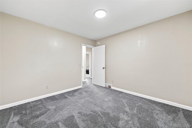 4700 Indianwood Court, Independence Charter Township, MI 48348
