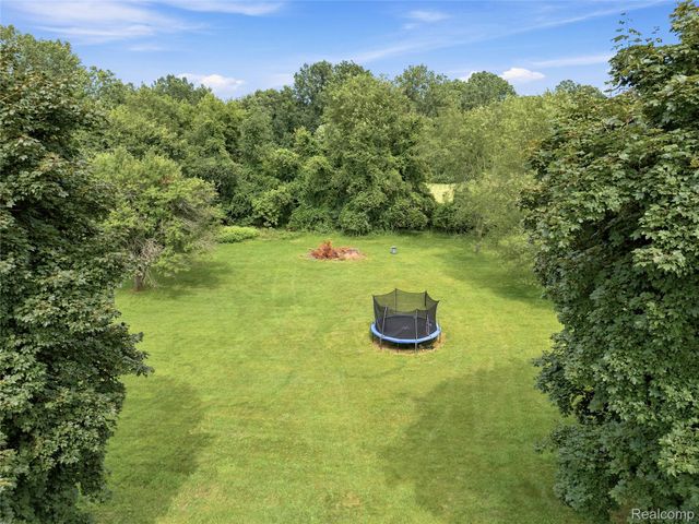 4700 Indianwood Court, Independence Charter Township, MI 48348