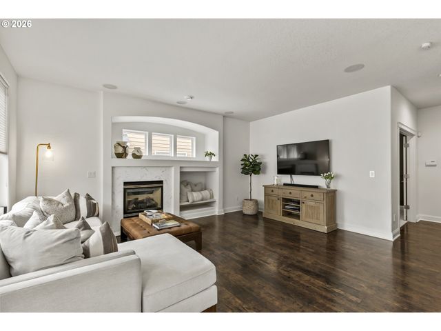 2612 N JOSEPH St, Cornelius, OR 97113
