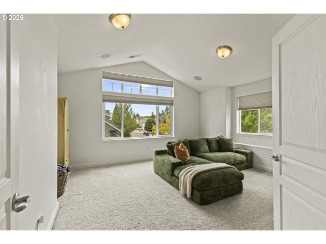 2612 N JOSEPH St, Cornelius, OR 97113
