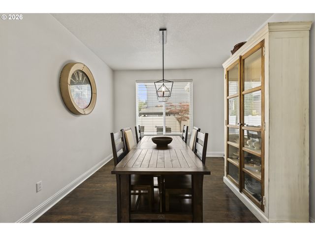 2612 N JOSEPH St, Cornelius, OR 97113