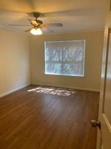501 W 26th ST 122, Austin, TX 78705