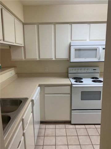 501 W 26th ST 122, Austin, TX 78705
