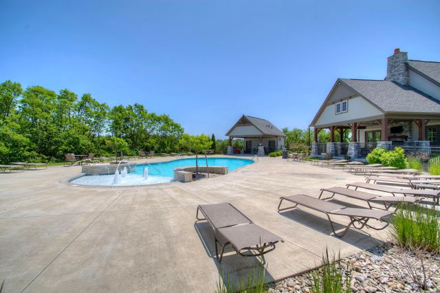 745 Bluestem Ridge Drive, Alexandria, KY 41001