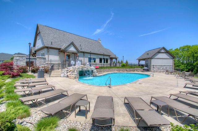 745 Bluestem Ridge Drive, Alexandria, KY 41001