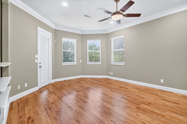 544 Waterchase Drive, Fort Worth, TX 76120