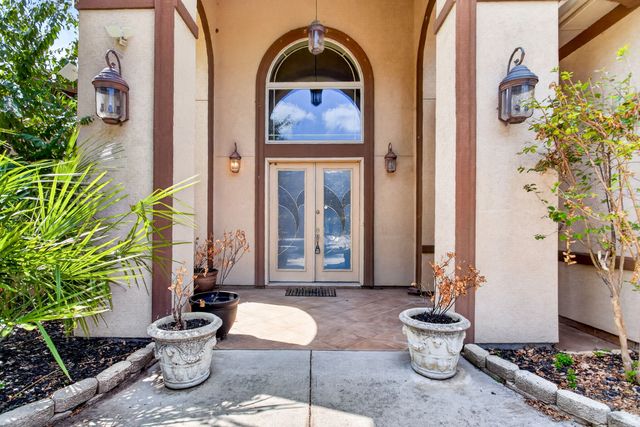 544 Waterchase Drive, Fort Worth, TX 76120