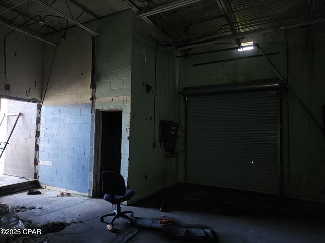 211 W 15th Street, Panama City, FL 32401