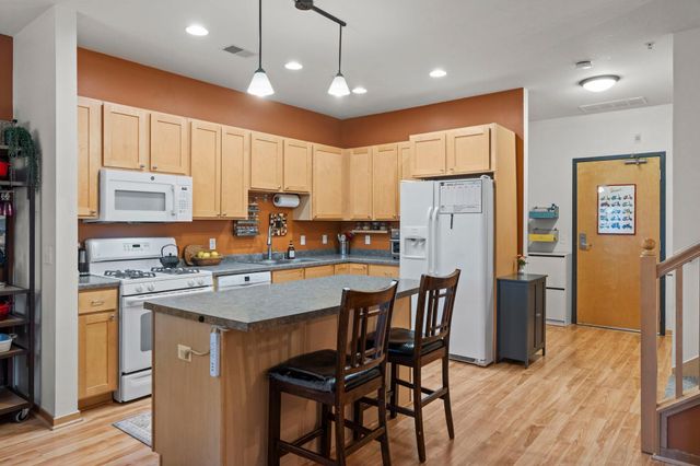2900 11th Avenue S 1009, Minneapolis, MN 55407