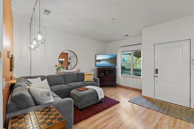 2900 11th Avenue S 1009, Minneapolis, MN 55407