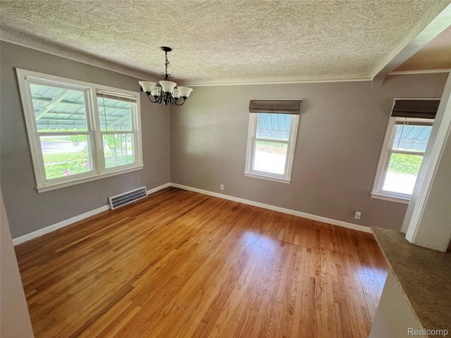 627 Wesbrook Street, Pontiac, MI 48340