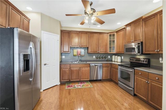 531 Shoreline RD, Carrollton, VA 23314