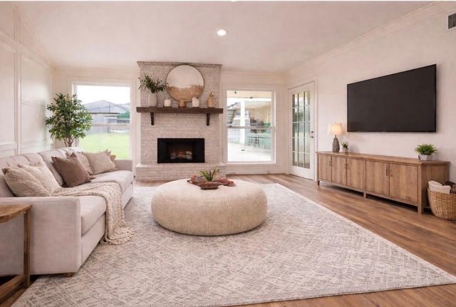 206 E Sutton Square, Stafford, TX 77477