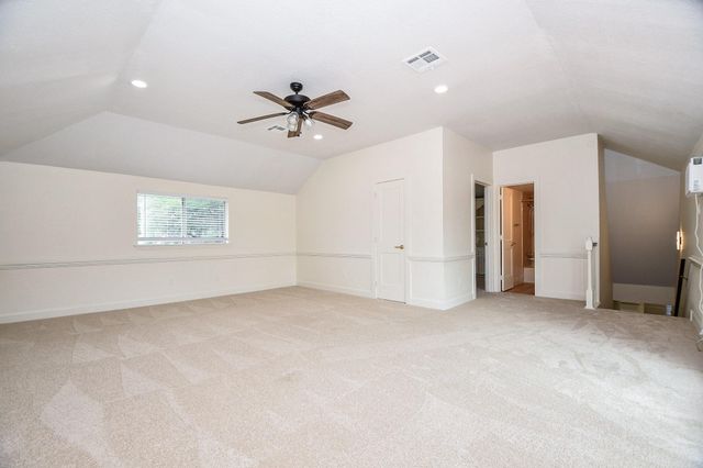 206 E Sutton Square, Stafford, TX 77477