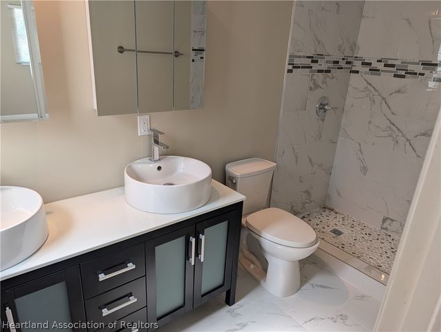 222 Hillcrest Drive, Avon Park, FL 33825