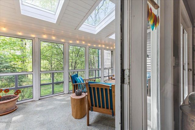 19 Saxonhollow Dr Unit G2, Essex Junction, VT 05452