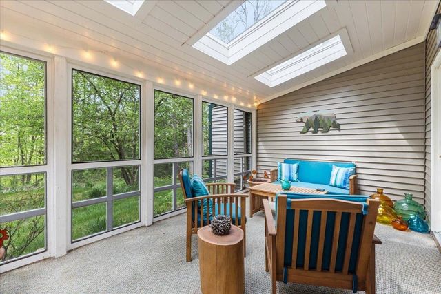 19 Saxonhollow Dr Unit G2, Essex Junction, VT 05452
