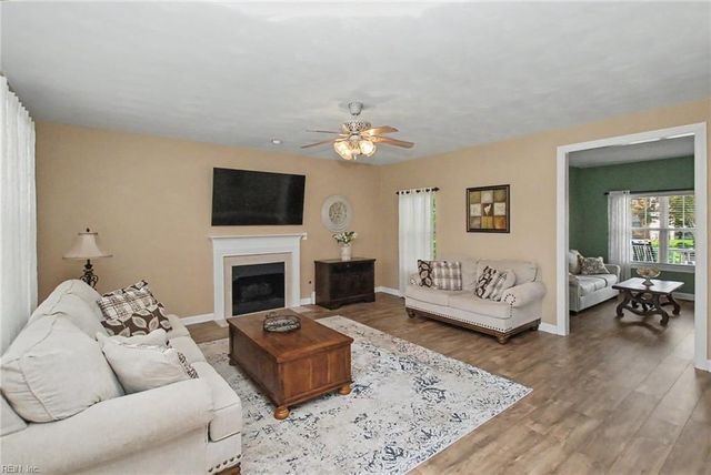 708 Denham ARCH, Chesapeake, VA 23322