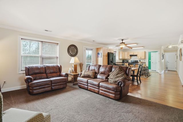 110 Indian Ridge Drive, Laurens, SC 29360