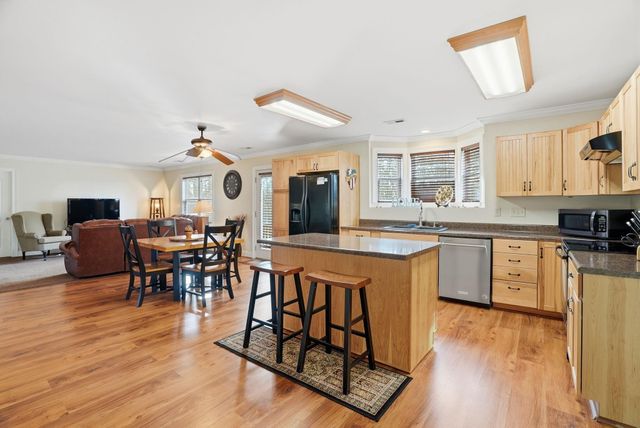 110 Indian Ridge Drive, Laurens, SC 29360