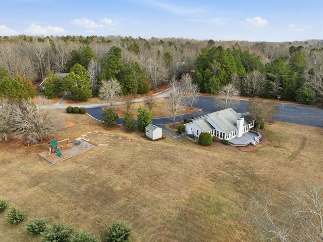 110 Indian Ridge Drive, Laurens, SC 29360