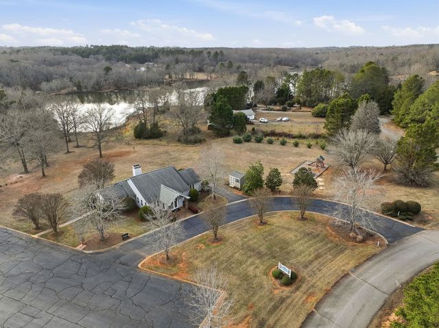 110 Indian Ridge Drive, Laurens, SC 29360