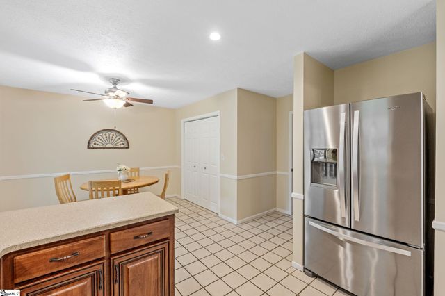 16 Kindlin Way, Taylors, SC 29687