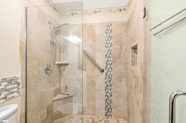 16 Kindlin Way, Taylors, SC 29687