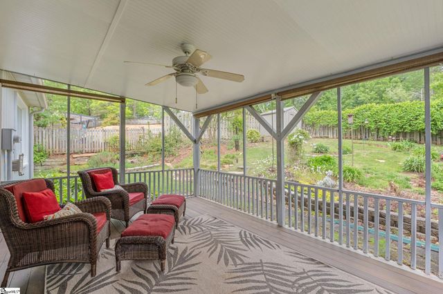16 Kindlin Way, Taylors, SC 29687