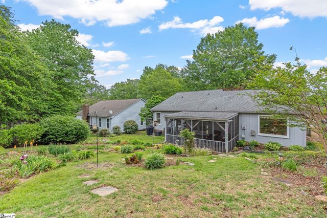 16 Kindlin Way, Taylors, SC 29687